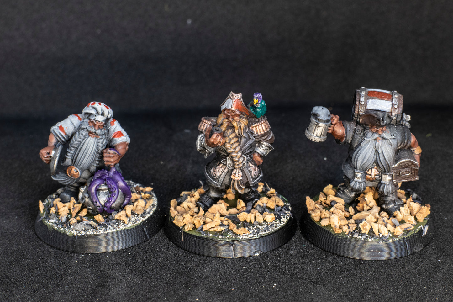 Painted Steam Boys Dwarves team + Feldher bag - Fantasy Football Punga Miniatures