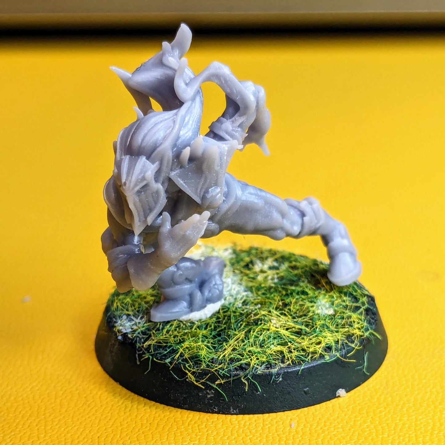 Lucius Shift | Elf / Elves Star Player for Fantasy Football UGNI Miniatures - TheMajorLab