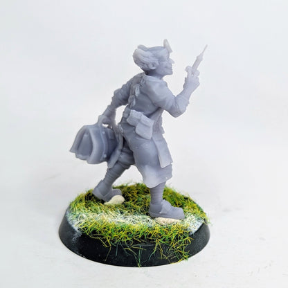 Human Apothecary | Apothecary for Fantasy Football UGNI Miniatures - TheMajorLab